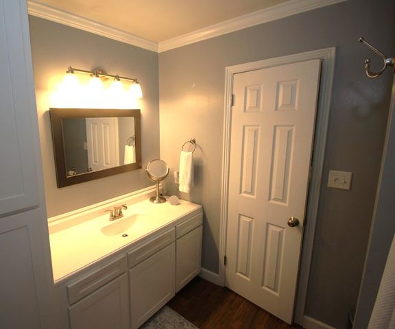 3333 N Katherine Avenue, Fayetteville, AR 72703