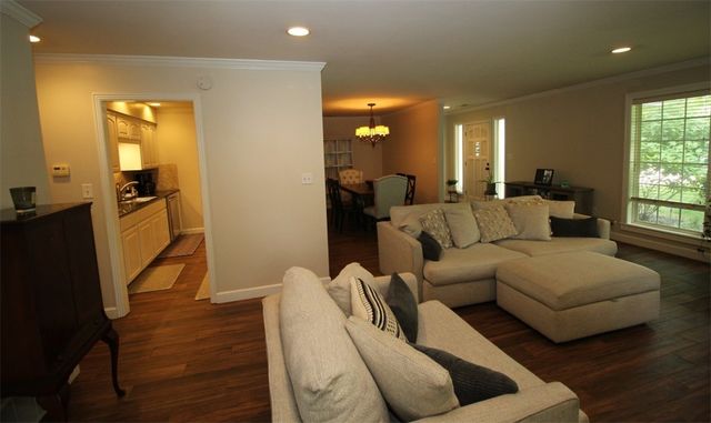 3333 N Katherine Avenue, Fayetteville, AR 72703