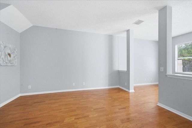 752 VALLANCE WAY NE, St Petersburg, FL 33716