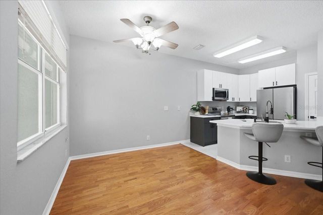 752 VALLANCE WAY NE, St Petersburg, FL 33716