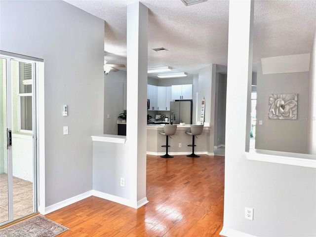 752 VALLANCE WAY NE, St Petersburg, FL 33716