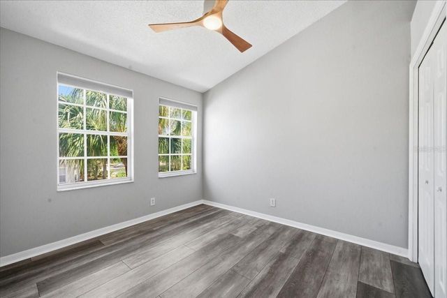 752 VALLANCE WAY NE, St Petersburg, FL 33716