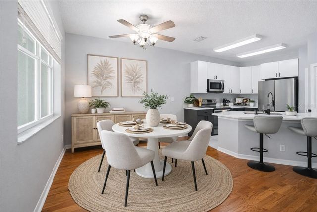 752 VALLANCE WAY NE, St Petersburg, FL 33716