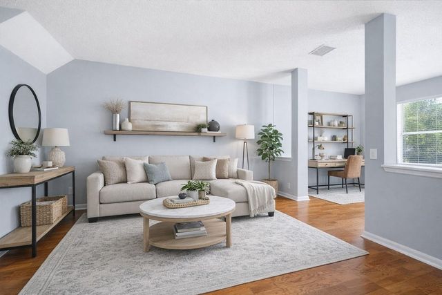 752 VALLANCE WAY NE, St Petersburg, FL 33716