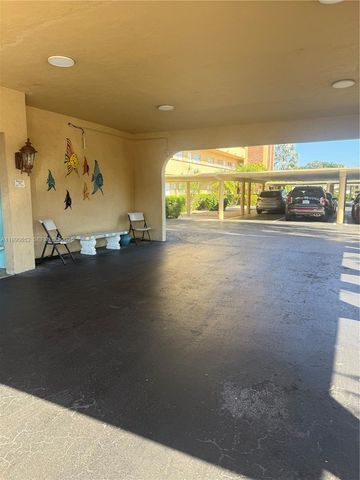 4100 Crystal Lake Dr 407, Deerfield Beach, FL 33064