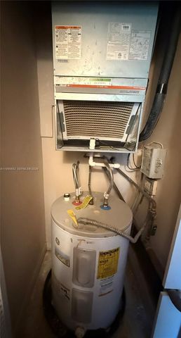 4100 Crystal Lake Dr 407, Deerfield Beach, FL 33064