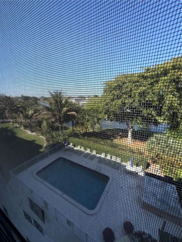 4100 Crystal Lake Dr 407, Deerfield Beach, FL 33064