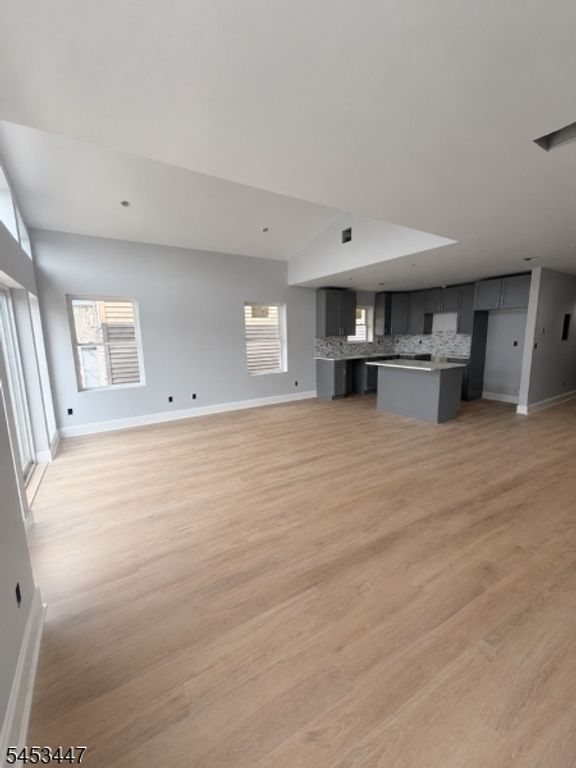 195 12th Ave, Newark City, NJ 07107 — photo 4
