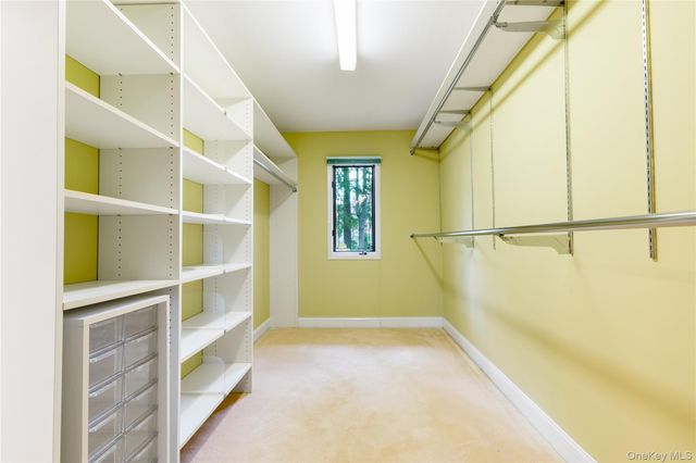 12 Bolton Drive, Manhasset, NY 11030