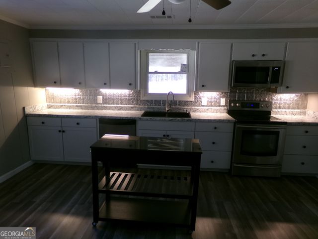 305 Daisy Street NW, Resaca, GA 30735