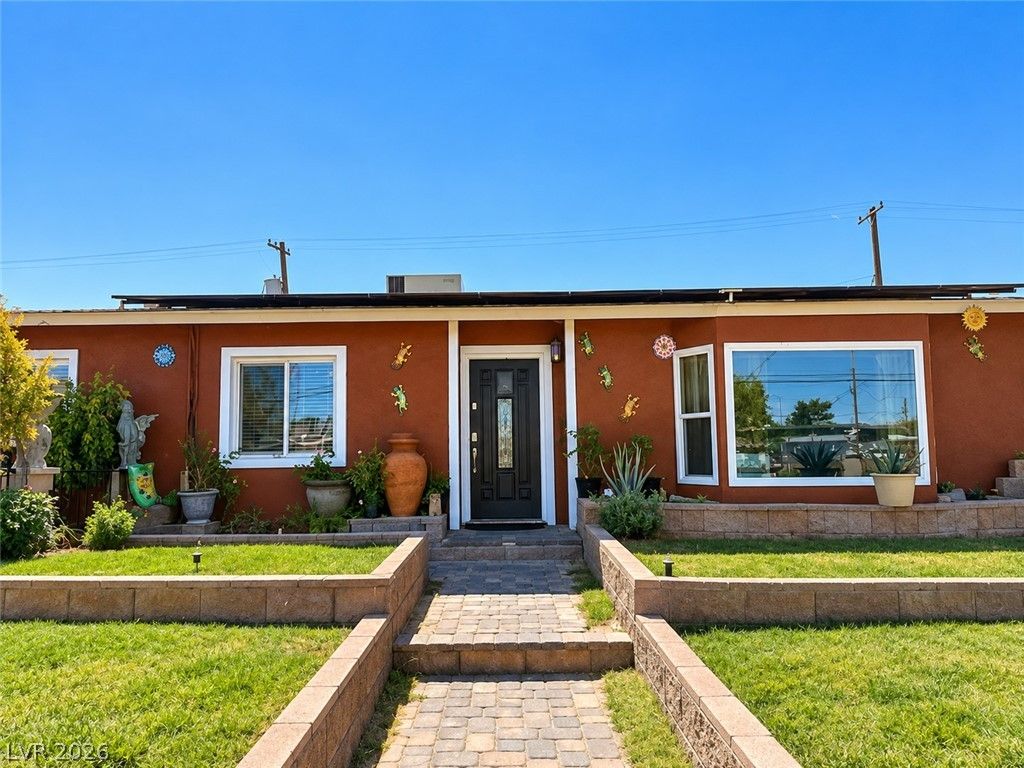 4559 South Nellis Boulevard, Las Vegas, NV 89121 — exterior