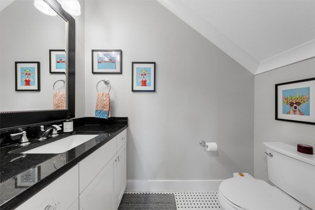 38 N Shore Circle, Waco, TX 76708