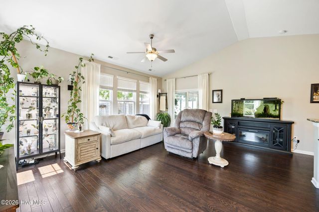 636 Cambeck Drive SE Unit 1, Leland, NC 28451