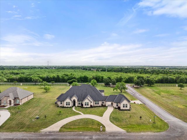 107 Fairway Parks Drive, Corsicana, TX 75110