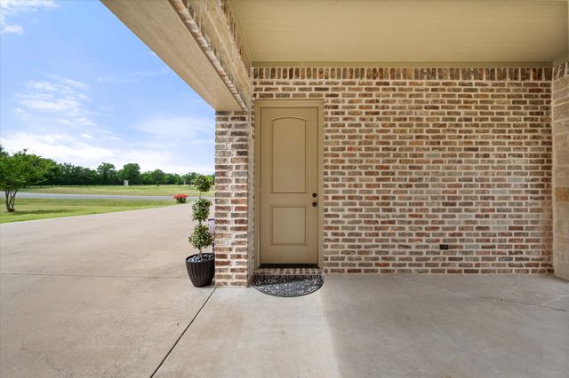 107 Fairway Parks Drive, Corsicana, TX 75110