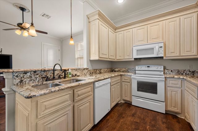 107 Fairway Parks Drive, Corsicana, TX 75110