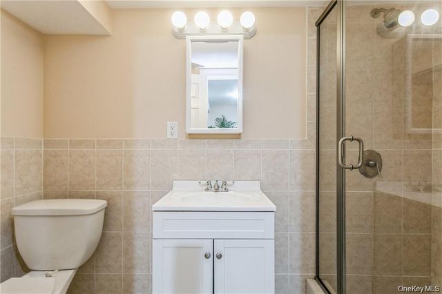 39 Croydon Road, Yonkers, NY 10710