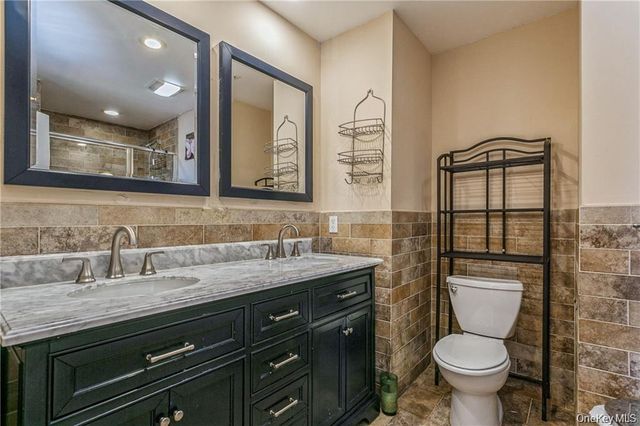 39 Croydon Road, Yonkers, NY 10710