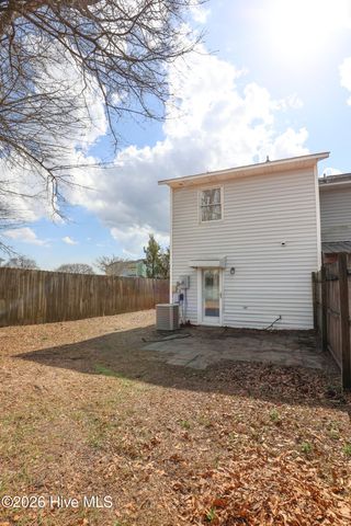 92 Shoreline Drive D, Jacksonville, NC 28540