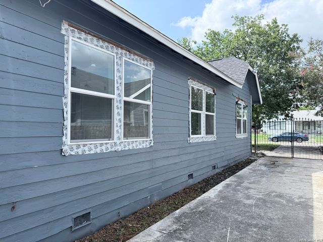 1846 W MULBERRY AVE, San Antonio, TX 78201
