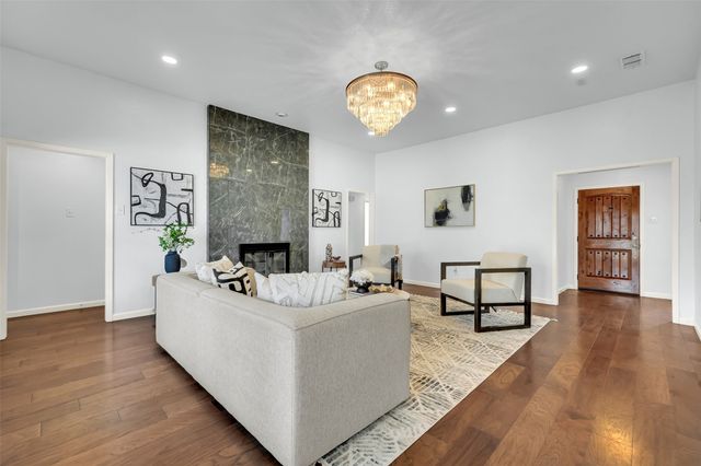 2424 Valley Frg, Richardson, TX 75080