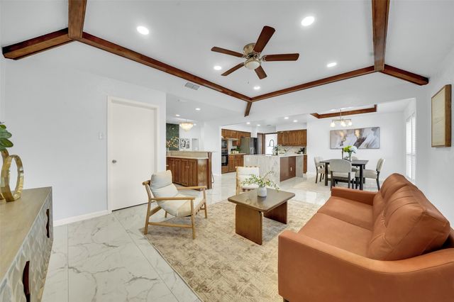 2424 Valley Frg, Richardson, TX 75080