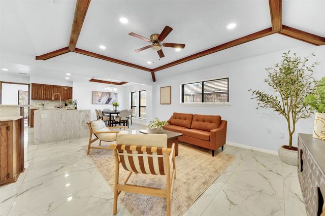 2424 Valley Frg, Richardson, TX 75080