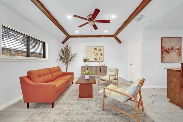 2424 Valley Frg, Richardson, TX 75080