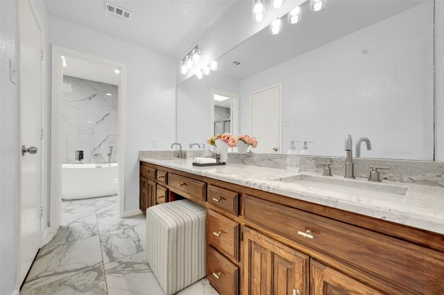 2424 Valley Frg, Richardson, TX 75080