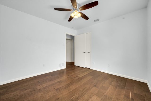 2424 Valley Frg, Richardson, TX 75080