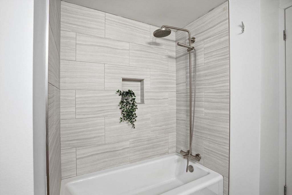 Image 13 of property listing at 1500 1500 Park Avenue 105, Emeryville, CA 94608