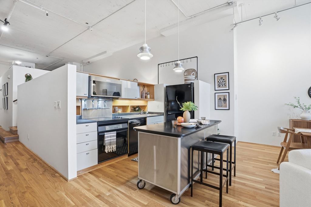 Image 2 of property listing at 1500 1500 Park Avenue 105, Emeryville, CA 94608