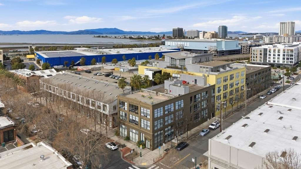 Image 31 of property listing at 1500 1500 Park Avenue 105, Emeryville, CA 94608