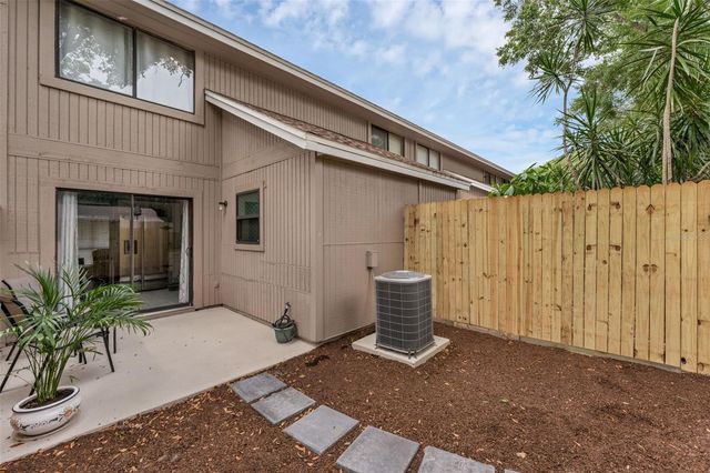 752 HOWLAND LANE 114, Altamonte Springs, FL 32701