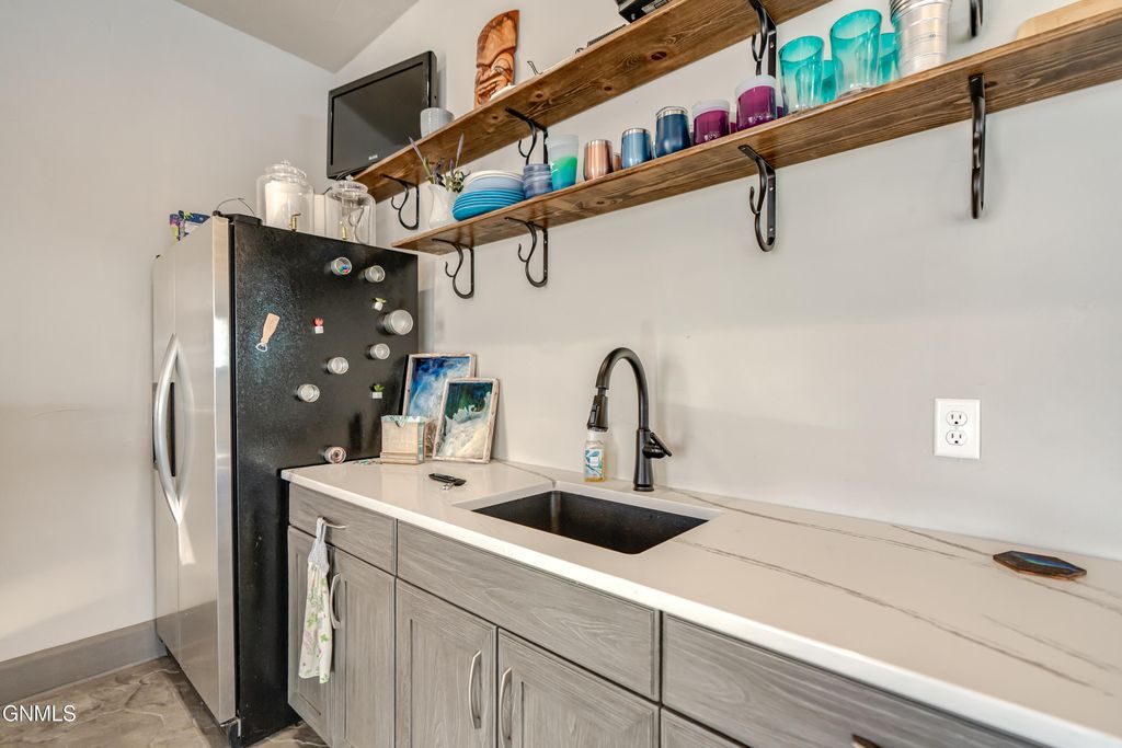 2507 Powder Ridge Circle, Bismarck, ND 58503 photo 101