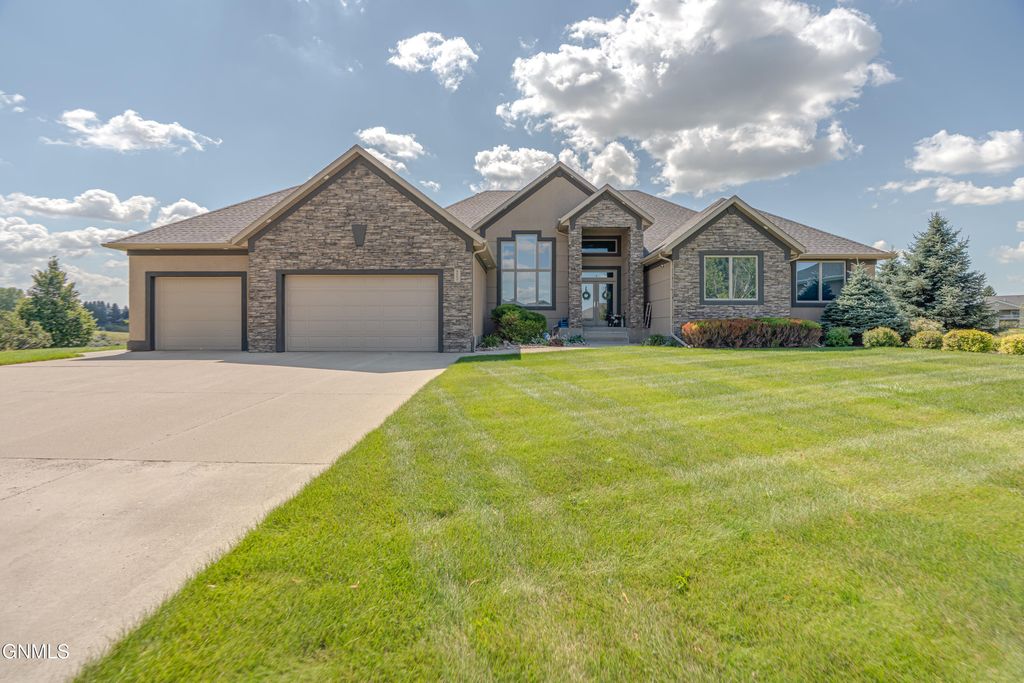 2507 Powder Ridge Circle, Bismarck, ND 58503 photo 117