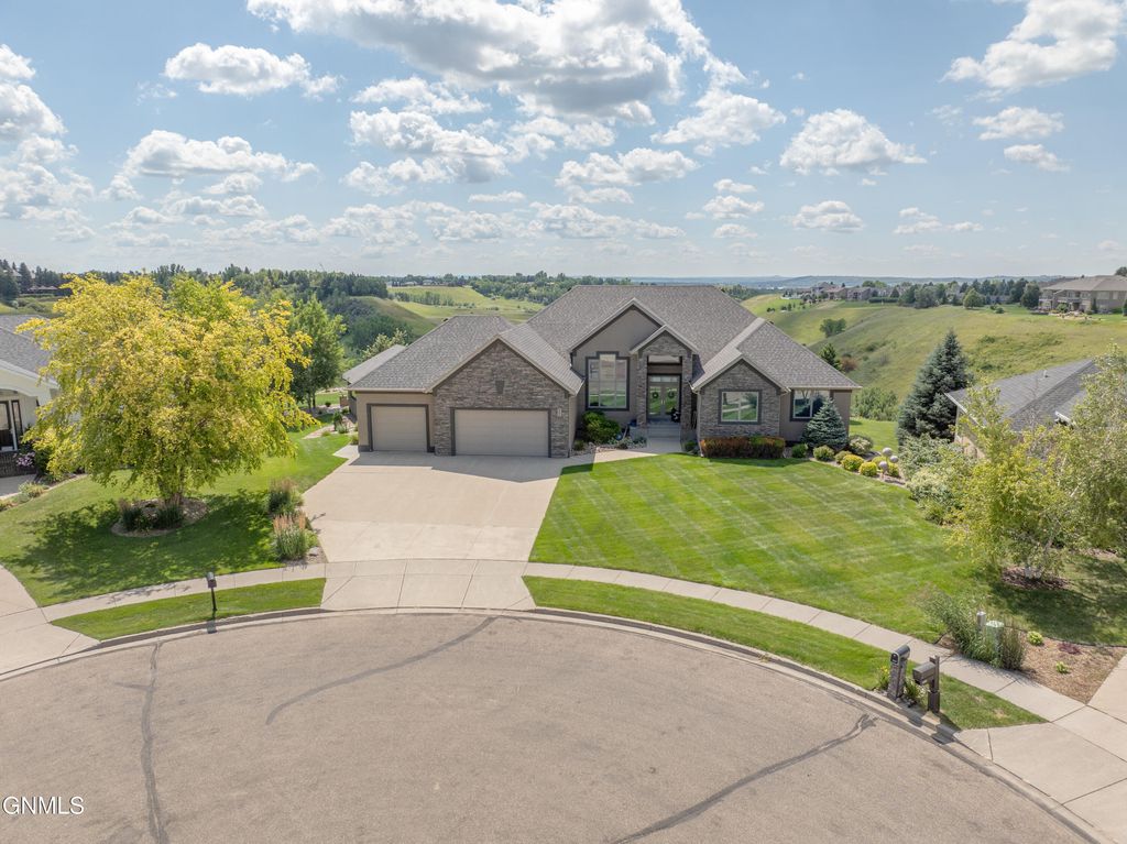 2507 Powder Ridge Circle, Bismarck, ND 58503 photo 119