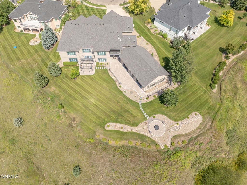 2507 Powder Ridge Circle, Bismarck, ND 58503 photo 138