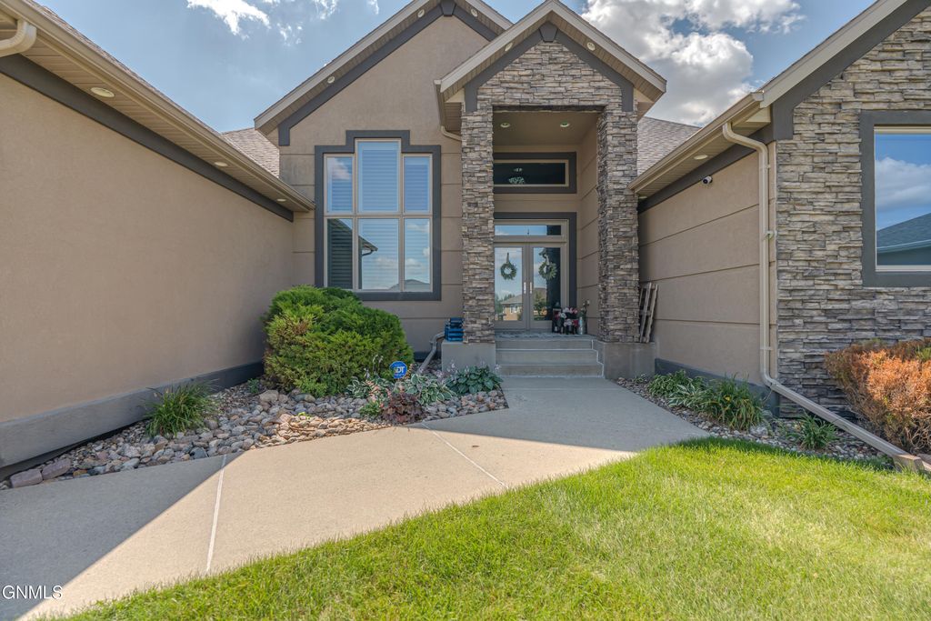 2507 Powder Ridge Circle, Bismarck, ND 58503 photo 146