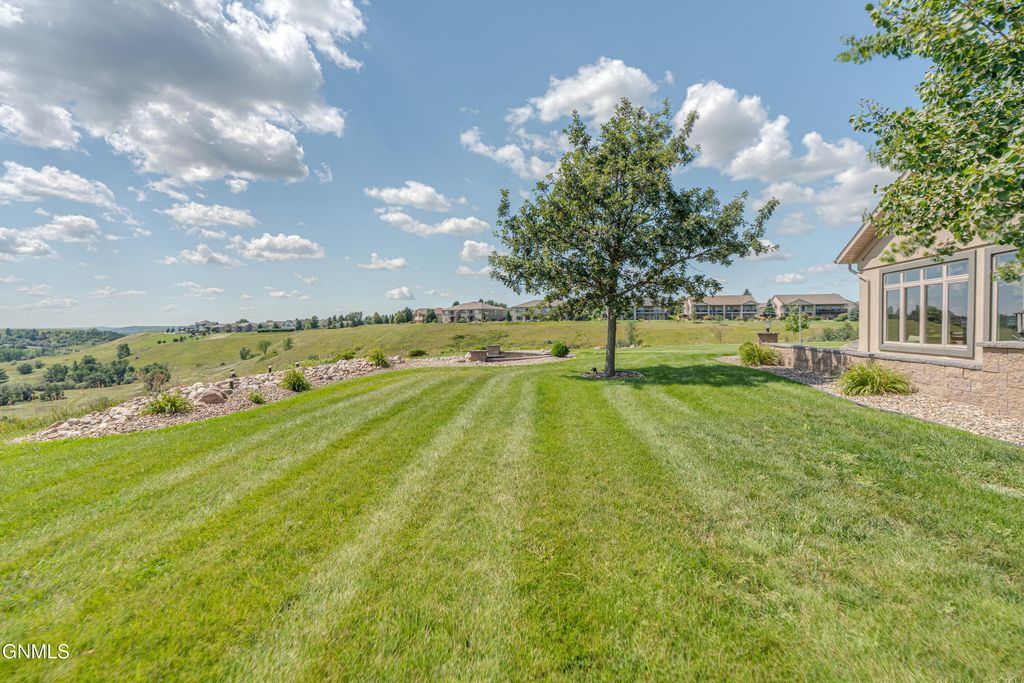 2507 Powder Ridge Circle, Bismarck, ND 58503 photo 149