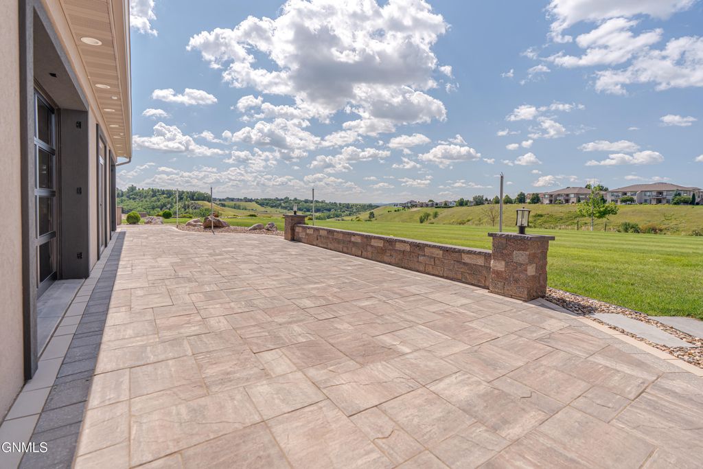 2507 Powder Ridge Circle, Bismarck, ND 58503 photo 164