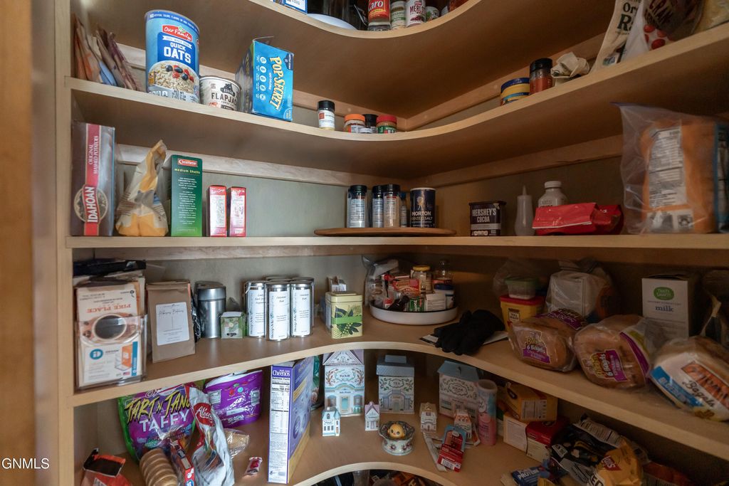 2507 Powder Ridge Circle, Bismarck, ND 58503 photo 31