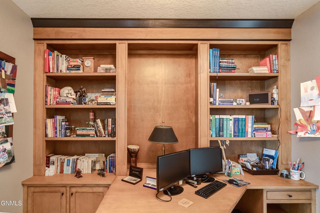 2507 Powder Ridge Circle, Bismarck, ND 58503 photo 36