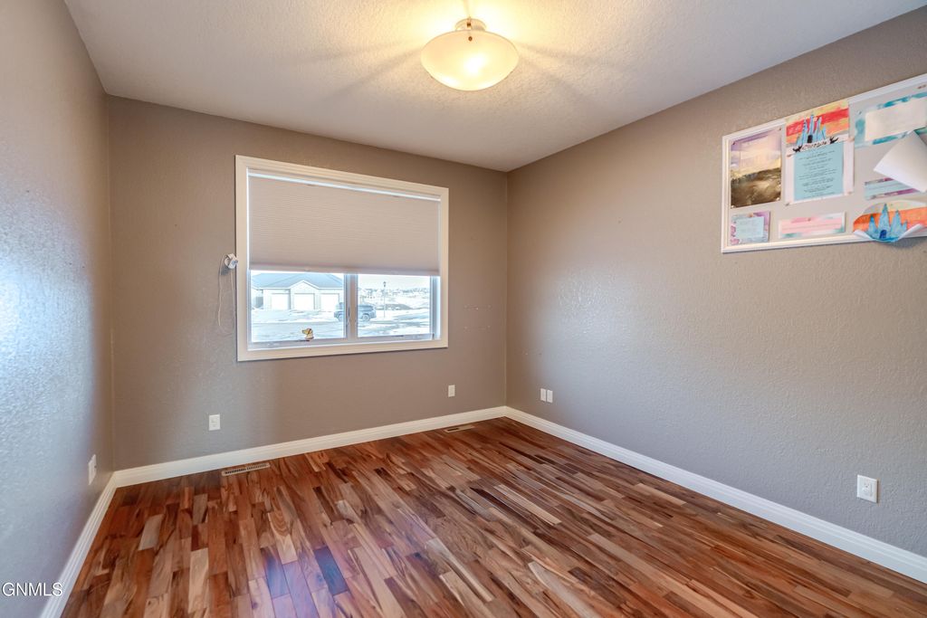 2507 Powder Ridge Circle, Bismarck, ND 58503 photo 53