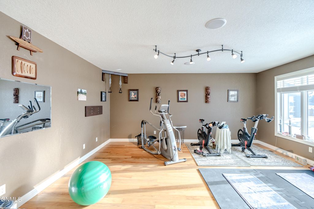 2507 Powder Ridge Circle, Bismarck, ND 58503 photo 75