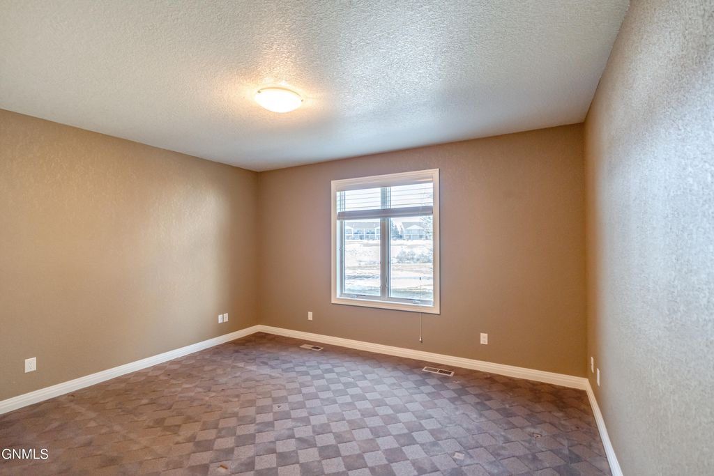 2507 Powder Ridge Circle, Bismarck, ND 58503 photo 84