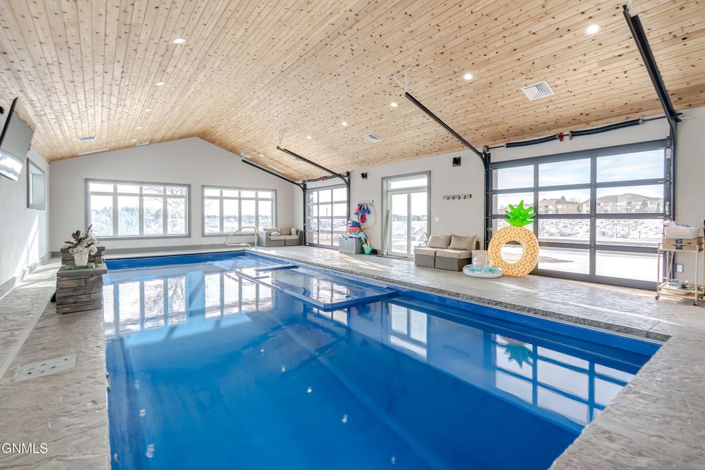 2507 Powder Ridge Circle, Bismarck, ND 58503 photo 99