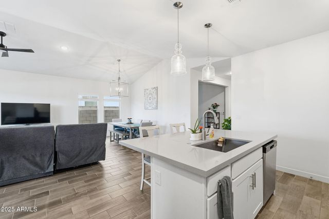 40500 W Chambers Drive, Maricopa, AZ 85138