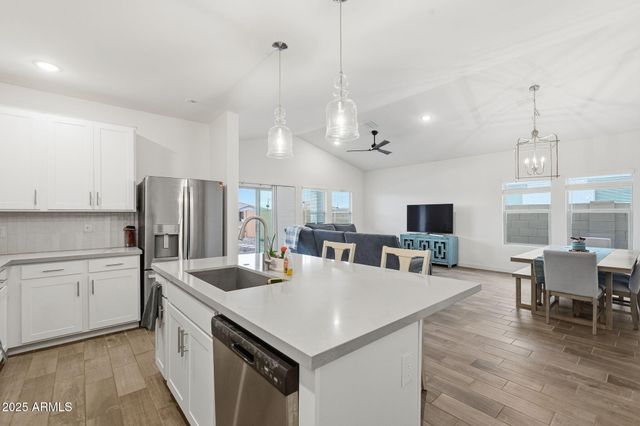 40500 W Chambers Drive, Maricopa, AZ 85138