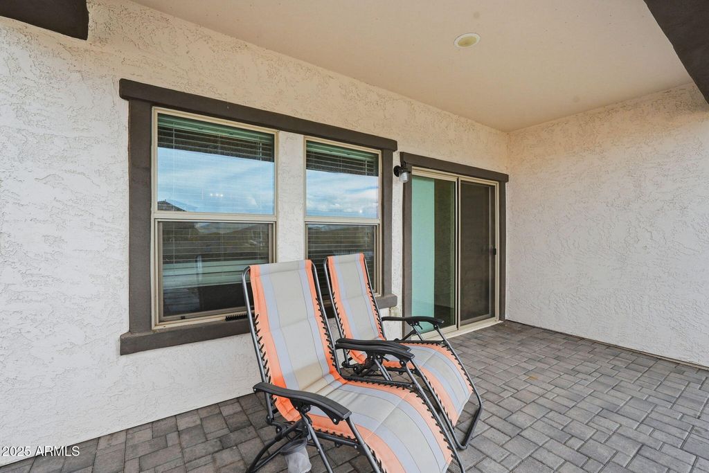 Image 20 of property listing at 40500 W Chambers Drive, Maricopa, AZ 85138